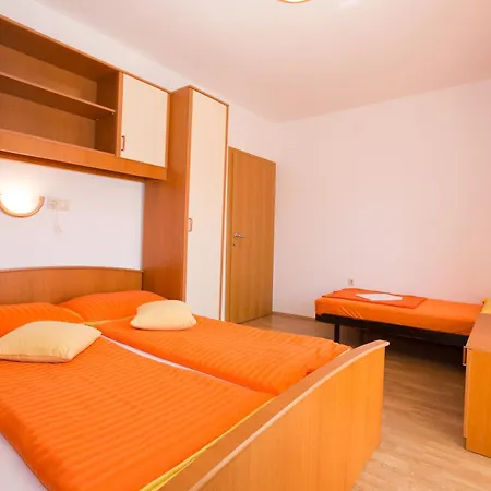 With Parking Space Lopar, Rab - 23156 Apartmán Lopar