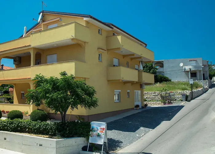 With Parking Space Lopar, Rab - 23156 Appartement Lopar